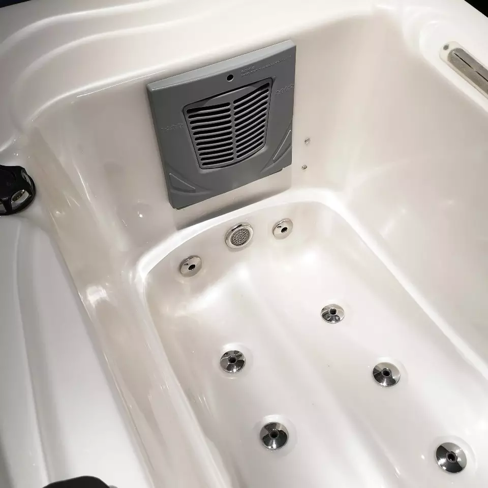 BG-8800 Bigeer new design fiberglass freestanding whirlpool bath tub hot spa tub 